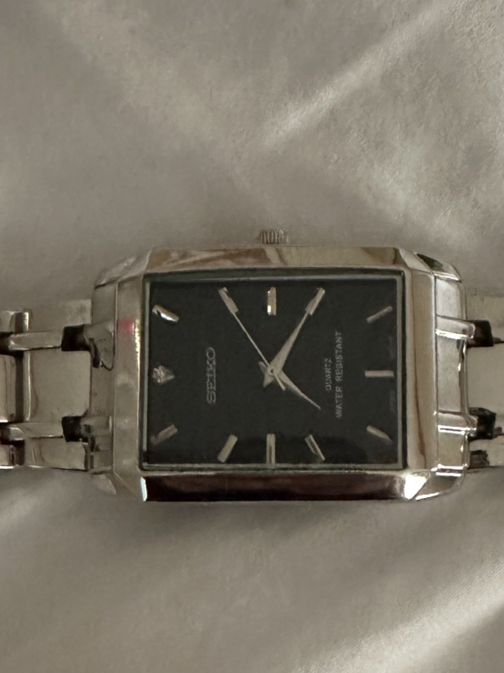 Seiko Silver Stainless Steel Watch with Black Dial - Picture 3 of 7